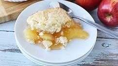 Easy Bisquick Apple Cobbler Recipe - BubbaPie