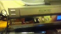 Panasonic NV-VP30 VHS/DVD player
