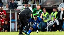 Goalkeeper Aly Keita Attacked by fan! (Jönköpings Södra IF- Östersunds FK)