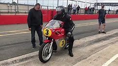 Classic Motorcycle Racing: 1972 500cc MV Agusta 3 Agostini Donington Park 2021