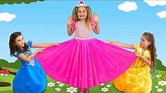 Sasha y niñas quieren el mismo vestido