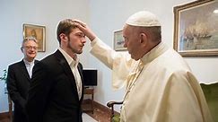 Il toccante dialogo tra il Papa e Thomas Evans - Vatican News