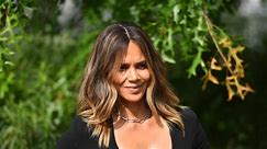 Halle Berry Shows Cleavage in Mexico Vacation Pics