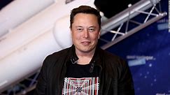Elon Musk told CNN in 2004 how he could help NASA
