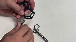 9TiEDC Carabiner Keychain Multitool,All In One EDC Keychain Carabiner,Anti-lost Keychain Clip,Home Improvement Multitool,Stainless Steel Multifunctional Keychain Tools for Men and women