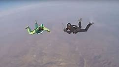 Skydiver plummets 25K feet with no parachute
