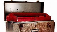 How to Restore That Rusted Old Toolbox