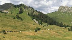 How beautiful the mountains are - Stage 14 - Tour de France 2023