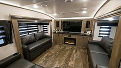 Beautiful Couples 5th Wheel - 2022 Sabre 37FLH