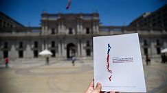 Los chilenos llegan desgastados al segundo plebiscito constitucional tras otros procesos fallidos, dice experto