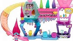 Mattel DreamWorks Trolls Band Together Toys, Mount Rageous Playset with Queen Poppy Small Doll & 25+ Accessories, 4 Hair Pops