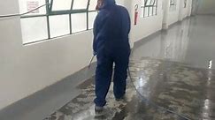 Spraying epoxy floor coating Repoflex PVB with Airless Paint Sprayer TECNOVER Mod. TR10000.