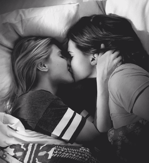 Lesbian Loving In Bed 73