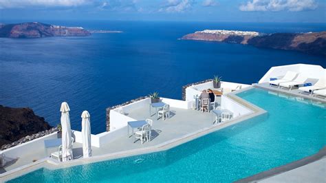 trips  santorini island greece find travel information expediacoin