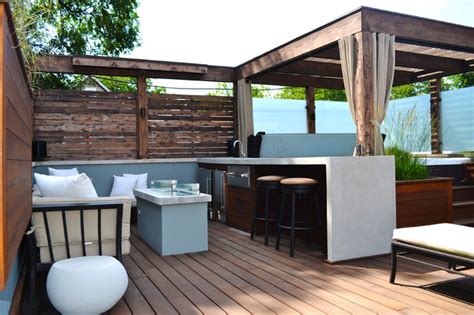 Hot Tub Retreat Contemporary Deck Chicago By