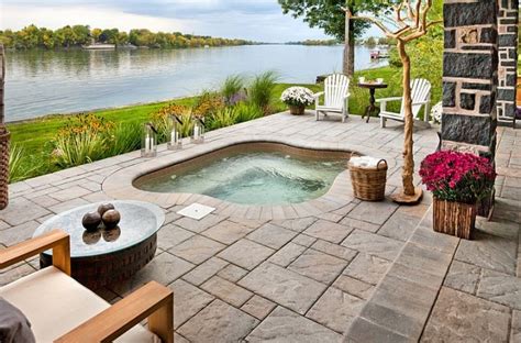 Outdoor Hot Tubs You Wish You Had In Your Backyard Top Dreamer