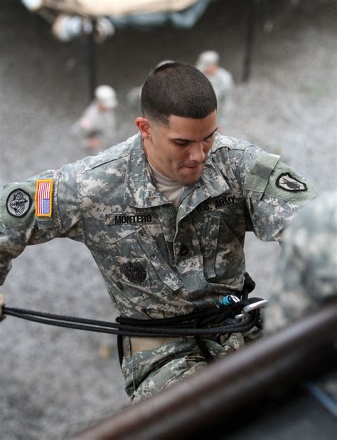 2014 Drill Sergeant Of The Year News Media Slideshow Article The