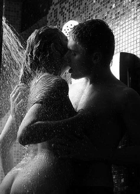 Erotic Sensual Couples In Shower Image 4 Fap