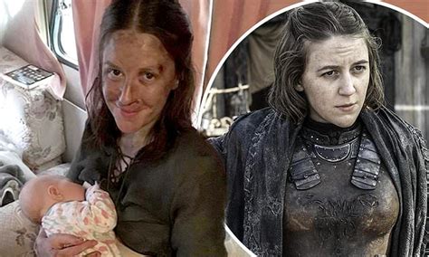 Game Of Thrones Gemma Whelan Delights Fans With Breastfeeding Snap