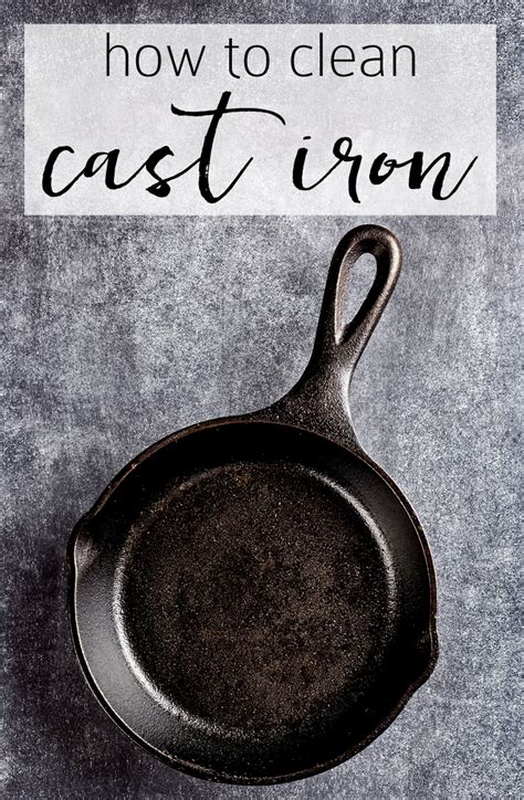 clean cast iron fast  simple trick  keeping  clean
