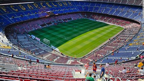 el barcelona analiza dejar el camp nou para construir un nuevo estadio cnn