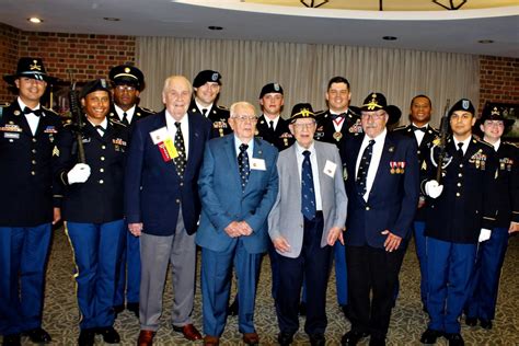 cavalry regiment reunion draws veterans    world
