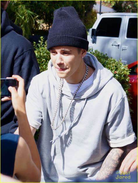 justin bieber was caught lookin fly while shopping photo 674313