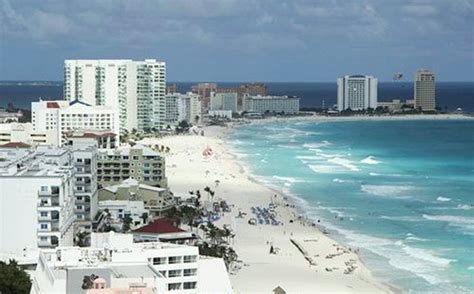 tourist numbers continue  increase  quintana roo