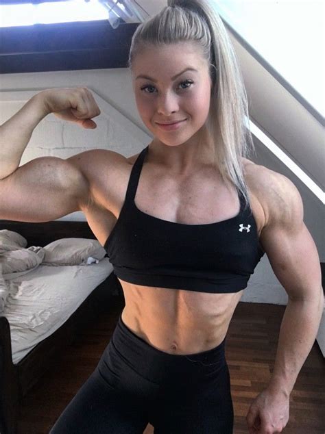 Caroline Bergoee 149 Muscle Women Muscular Girls Muscular Women