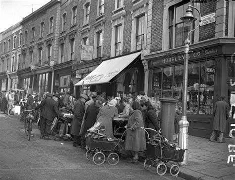 Photographs Of Portobello Road In 1950