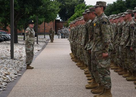 Army Drill Sergeants Key Part Of Goodfellows Joint Mission 33rd
