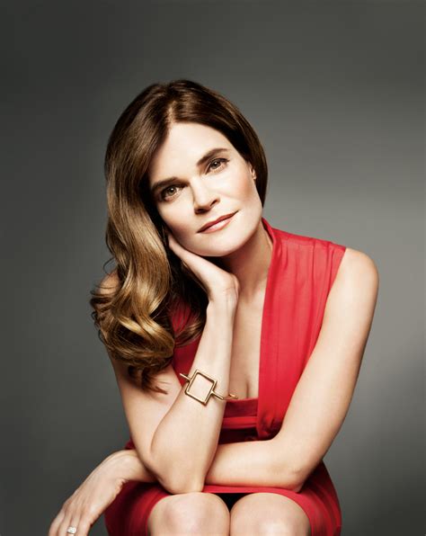 Charitybuzz Lunch With Betsy Brandt Of Life In Pieces