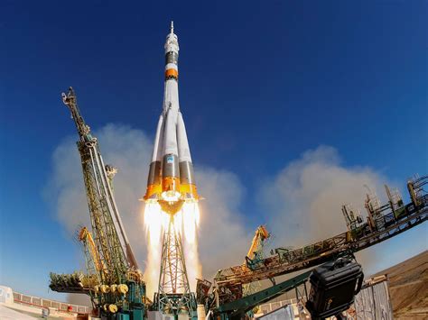 soyuz rocket failure   means   international space station