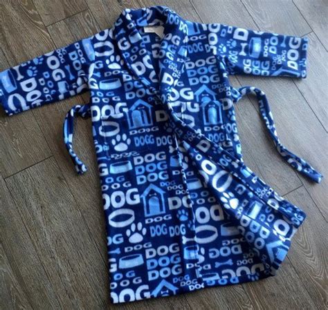 childrens robe personalized fleece robe youth size   blue puppy