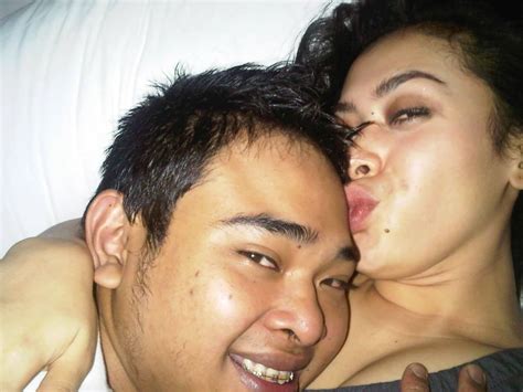 syahrini bugil porn galleries