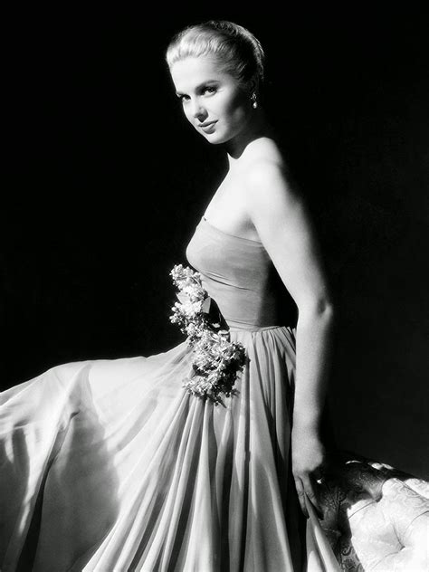 crazy days and nights martha hyer has died