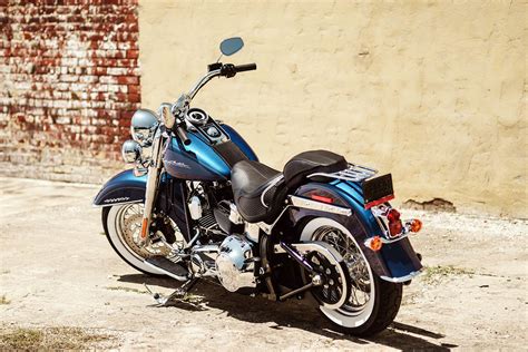 harley davidson softail deluxe review
