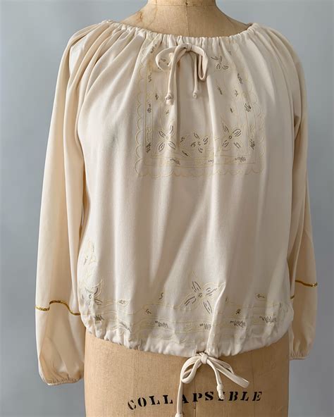 vintage  cream floral peasant blouse  boho top small