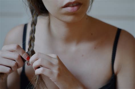 wallpaper long hair red lips nails 2013 nikkor