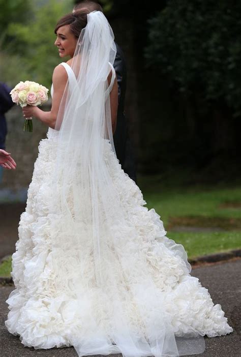 london olympic hero jessica ennis ties the knot in derbyshire celebrity news showbiz and tv