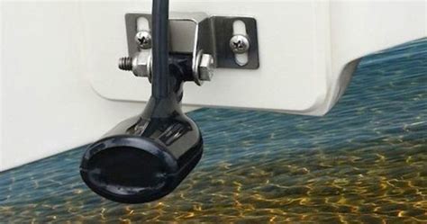 mounting  transducer guide fish finder reviews