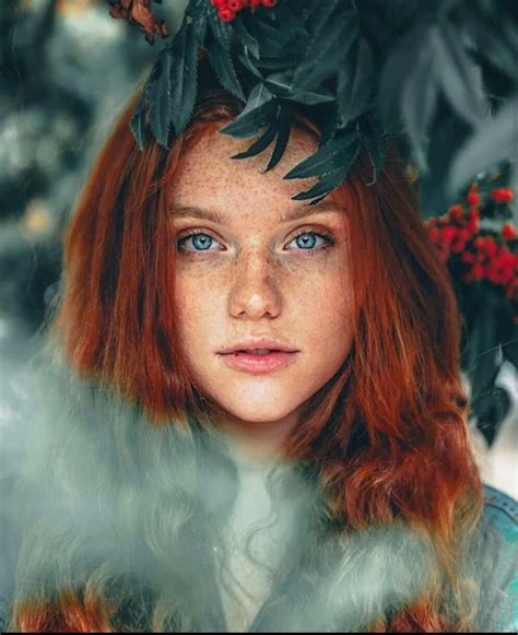 Pin By Gael Walsh On Redd Beautiful Freckles Red Hair