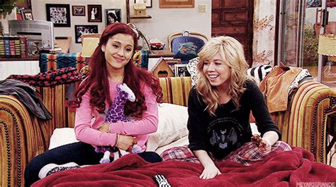 Ariana Grande Clears Up Sam And Cat Cancellation Rumors