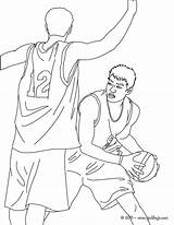 Basquetbol Colorir Basquete Jogadores Defensor Imprimir Bryant Kobe Baloncesto Hellokids Coloriage Defense Línea sketch template