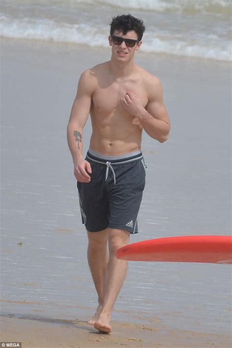 shawn mendes shows off sizzling six pack at sydney beach daily mail online