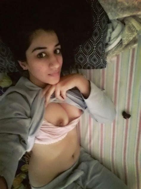 beautiful south indian girl gana nude leaked selfies indian nude girls