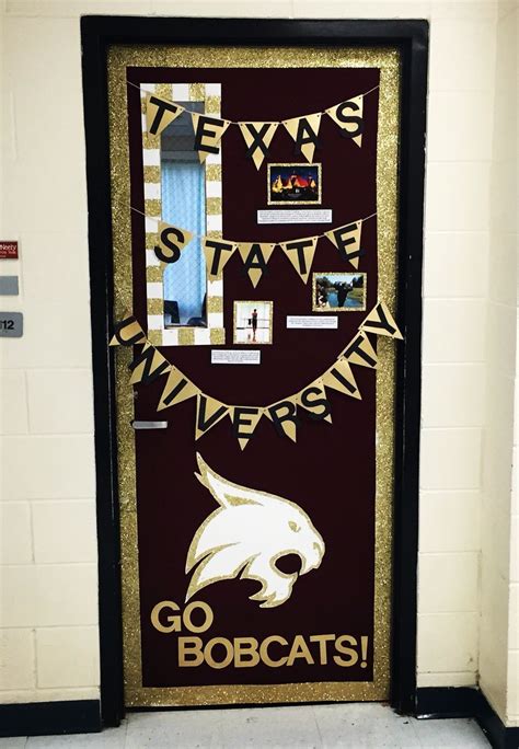 College Door Decorating Week I Paid A Tribute To Texas