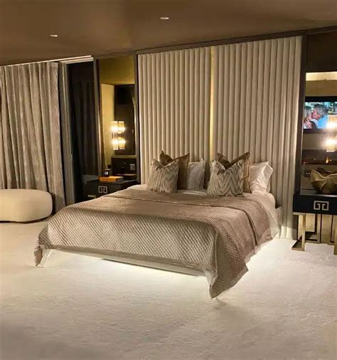 luxury bedroom suites house interiors