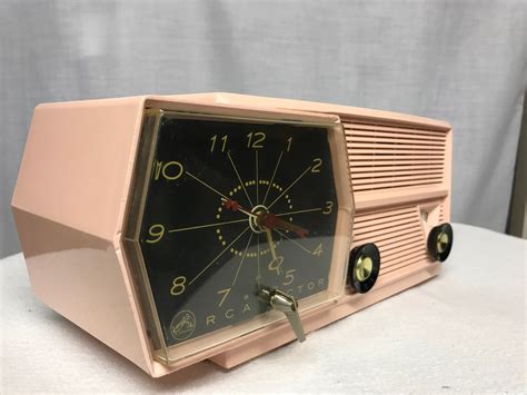 vintage rca tube clock radio  bluetooth input antique retro