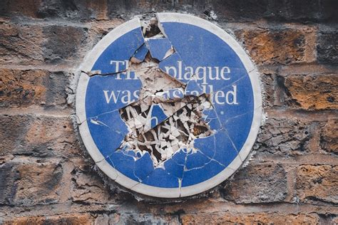 blue plaque hunting   unusual blue plaques  visit  london